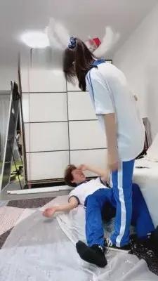 【芷晴】推荐-学生服帆布鞋虐舔狗学长【完整版】 G-210718-21