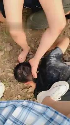 【茹雪】推荐群调-户外超羞辱女同学 G-210719-20