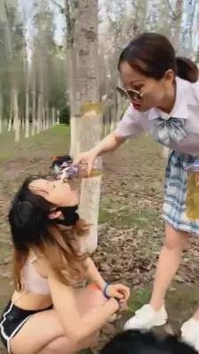 【茹雪】推荐群调-户外超羞辱女同学 G-210719-20