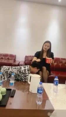 【琳琳】直接呕吐-浓痰吐满整脸-拉丝 G-210723-39