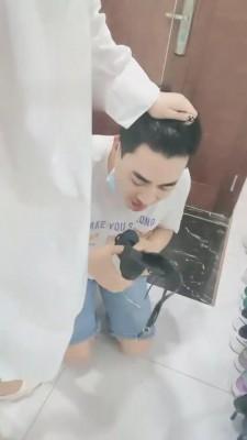 【刘二狗】扫楼被女房东发现后 G-210823-10