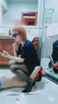 【舞媚女王】高跟黑丝全体重踩踏 G-210821-12