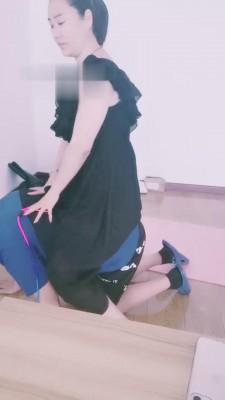 【紫晗】骑马转胯羞辱圈养狗 JS20220702 【紫晗】骑马转胯羞辱圈养狗 JS20220702