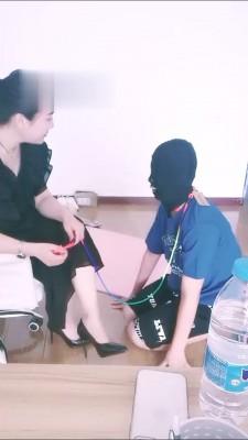 【紫晗】骑马转胯羞辱圈养狗 JS20220702 【紫晗】骑马转胯羞辱圈养狗 JS20220702