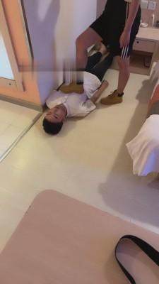 【于努力】素人马丁靴踩狗奴 bf16024