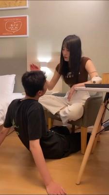 【于努力】被精神小妹狂抽耳光/踩踏 bf16472