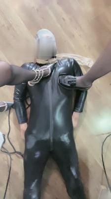 【月影儿】双S女白领踢裆坐垫狗 bf16525