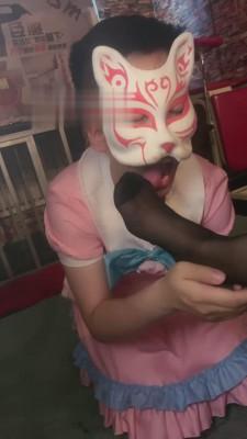 【芸熙】黑丝臭脚羞辱变装奴 bf16552