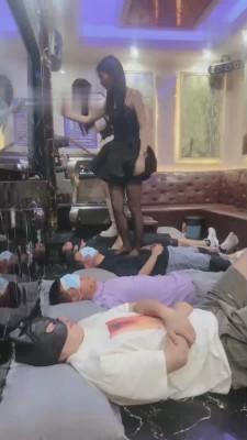 【七月大大】轰趴ktv教女同学们群调狗 bf16664