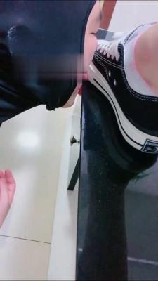 【娜美s】帆布鞋白袜原味羞辱 bf16619
