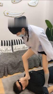 【小月神】过膝袜御姐蹂躏脚垫 bf13888