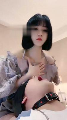 【维妮】铆钉高跟踩踏食物恋足 bf17137