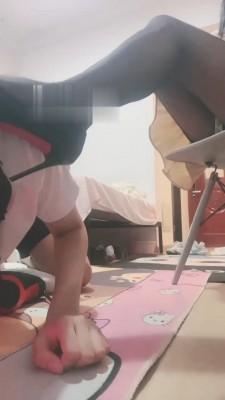 【桃子老师】黑丝高跟恋足调 bf17133
