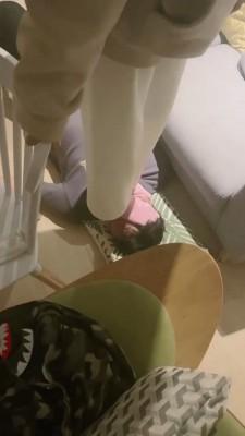 【小软】素人妹妹粉色棉袜辱狗 bf20151