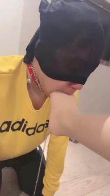 【00后叶娘】带亲妹妹体验调奴游戏 bf20197