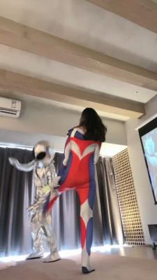 【禾末】cosplay-女超人VS外星人 bf20163