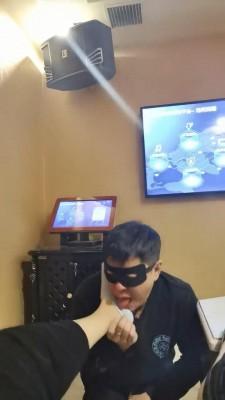【文文文】恶毒小姐姐的脚奴 bf20333