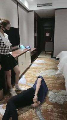 【多多】强制抖M当狗闻棉袜 bf20272