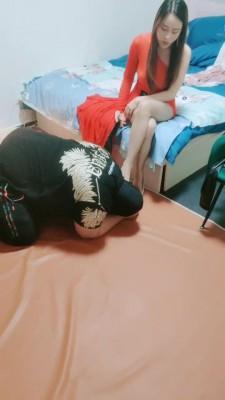 【丹雅女王S】高跟踩踏羞辱贱狗 bf20389