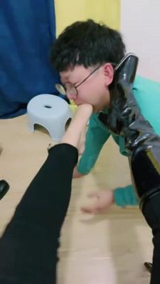 【林夕姐姐SSS】把网约车司机约到美容院给素人姐姐玩 bf20393