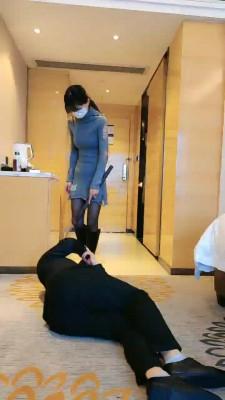 【暴力美学】剧情：后妈打儿子 bf20541