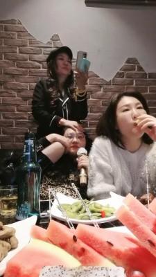 【乐爷】三姐妹KTV玩游戏 bf20775