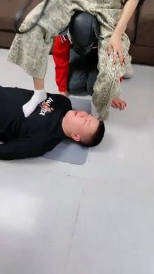 【麋鹿银儿】素人S酒后戏耍狗 bf20713