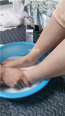 【曦月】狗嘴伺候沐足 JS251206-5