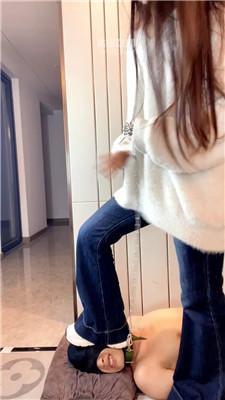 【女生也能很暴力】健身女神暴揍跑骚奴【双视角版】 bf59556 【女生也能很暴力】健身女神暴揍跑骚奴【双视角版】 bf59556