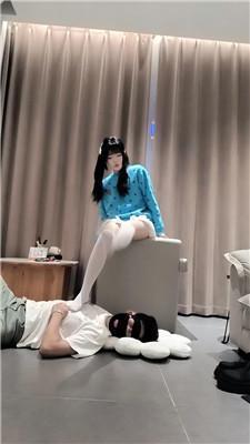 【萝莉收割机】可爱主长靴白丝踩 bf59601