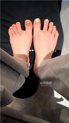 【糖糖zhi】踢裆-洞洞鞋踩踏 JS251203-28