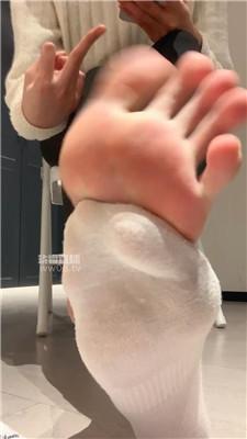 【水水】瑜伽裤白棉袜裸足    251129-31