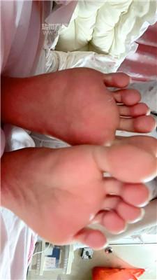 【不甜】裸足羞辱    251128-4