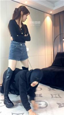 【女生也能很暴力】素人长靴白袜踩废物 bf59913