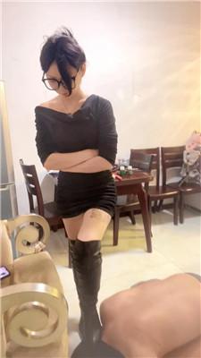 【蜜糖情侣】清理脏长靴-踩踏喂食 bf59823