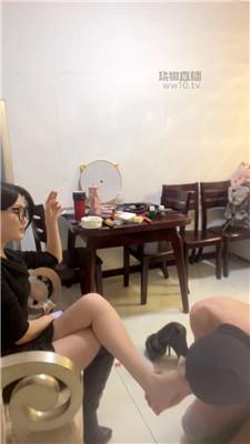 【蜜糖情侣】清理脏长靴-踩踏喂食 bf59823