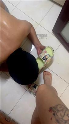 【蜜糖情侣】清理脏长靴-踩踏喂食 bf59823