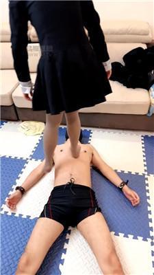 【神秘Dom】强制滴蜡抽打-骑马 JS251215-12