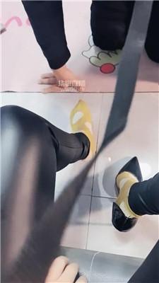 【冷艳】玉足深喉脚喂食 JS251213-6