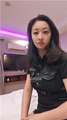 【凌微儿】肉丝脚深喉场 JS260101-37