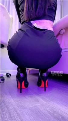 【丸子】黑丝红底高跟美臀    251222-27