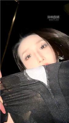 【水晶熊】品尝纹身车模S的美腿 JS251220-25