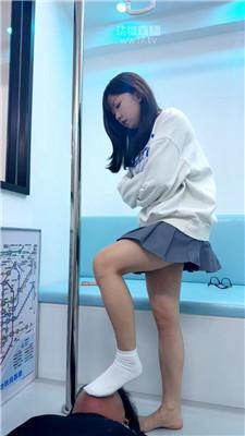 【奈米】在地铁把乘客玩成狗 bf60269