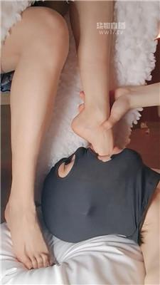 【纤纤】近距离-玉足狂舔场 JS260104-21