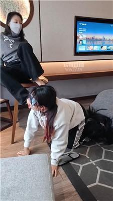 【爱可】双母狗大比拼 JS260105-1