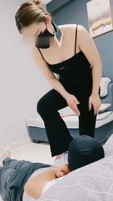 【楼遥】全体重踩/暴力踢踹/耳光虐口嗨狗