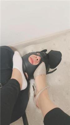 【上上】近距离-超臭原味白船袜气味辱