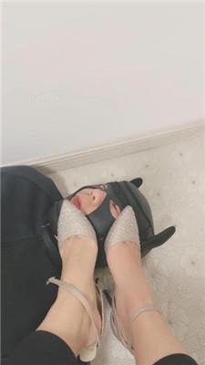 【上上】近距离-超臭原味白船袜气味辱
