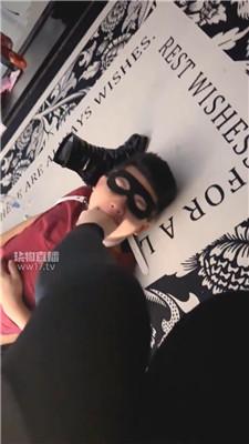 【小猫】牛仔裤坐脸-运动鞋踩踏 JS260109-22